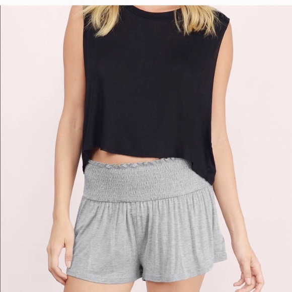 Tobi Pants - Tobi Knit Flowy Smocked shorts